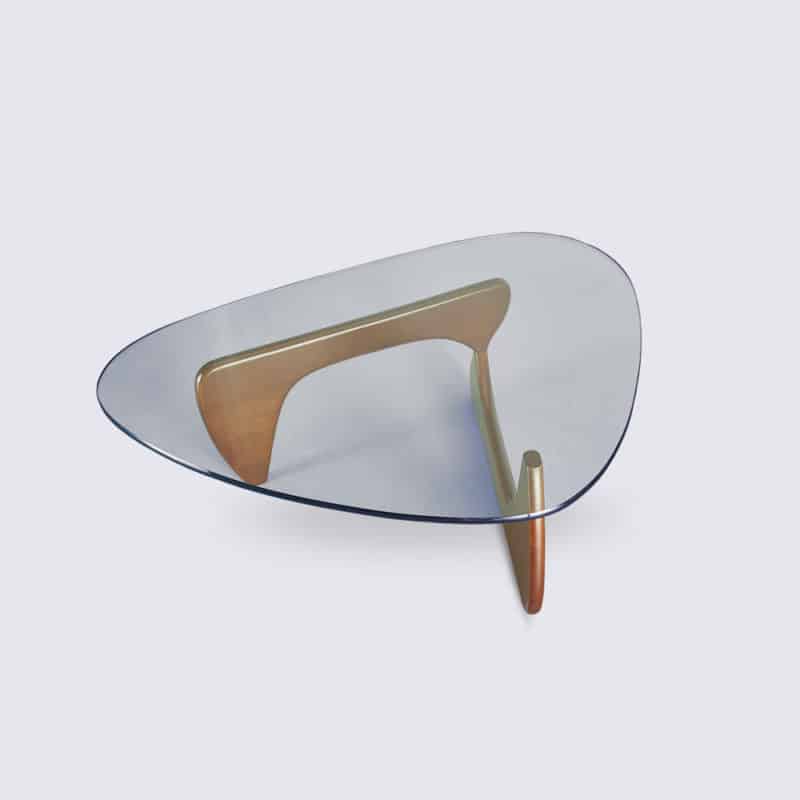 copie table basse design noguchi en bois de noyer verre design moderne salon luxe replica isamu noguchi