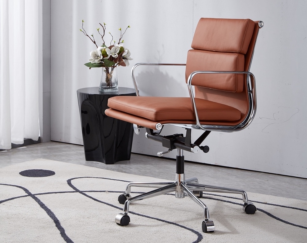 fauteuil de bureau design eames ergonomique cuir cognac soft pad avec roulette