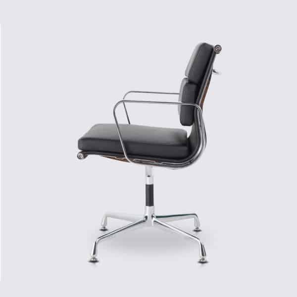 chaise de bureau ergonomique comfortable design sans roulette base fixe réplique eames soft pad ea208 en cuir noir
