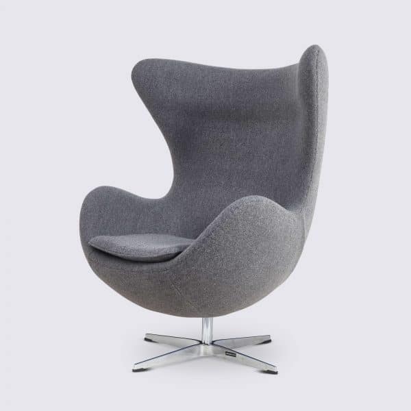 Fauteuil Design Forme Oeuf Egg Chair en Cachemire Rouge Style Arne Jacobsen Salon Accueil moderne