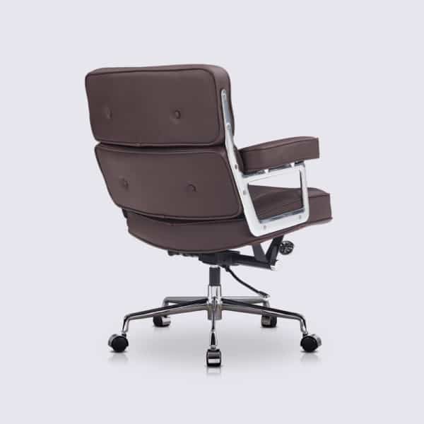 chaise de bureau confortable confort moderne design ergonomique en cuir marron foncé copie eames lobby ES104