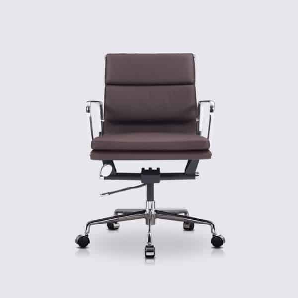 chaise de bureau ergonomique confortable dossier bas design cuir marron chocolat copie eames soft pad ea217