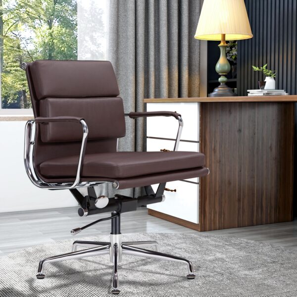 chaise de bureau soft pad eames ergonomique dossier bas design cuir marron chocolat pieds fixes