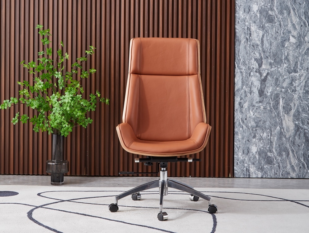 chaise de bureau en cuir cognac nordic bois de noyer roulette aluminium dossier haut moderne style charles eames