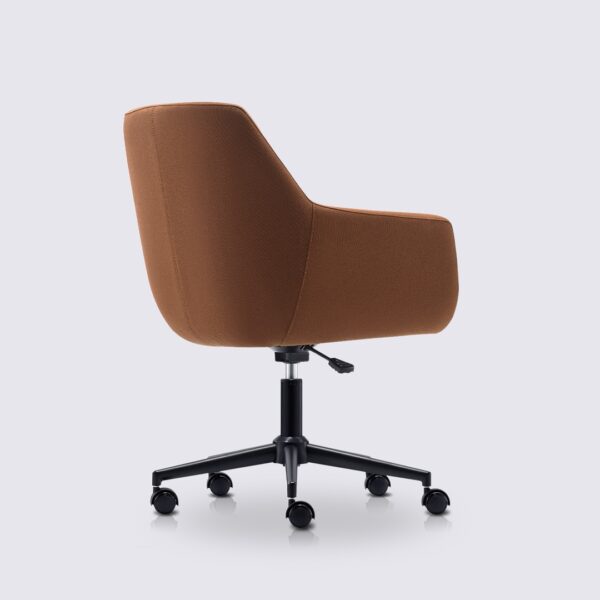 chaise de bureau design emma avec roulette et accoudoir en tissu linen orange rouille et base noir matte